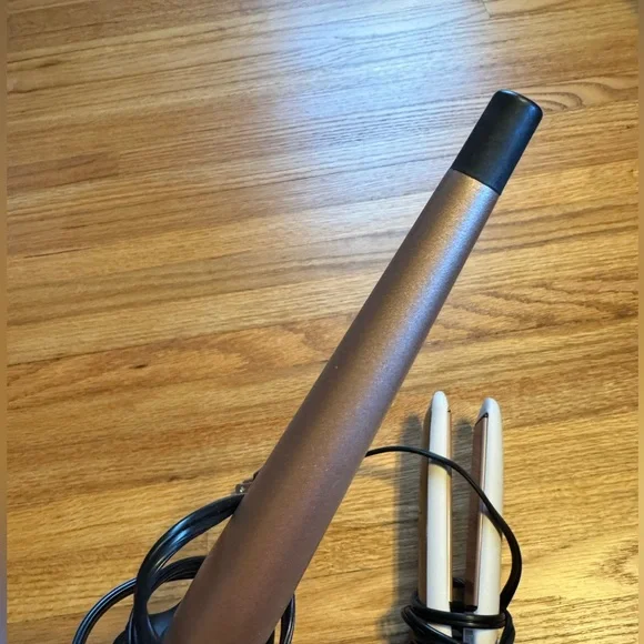 Remington curling iron and straightener - Picture 5 of 5